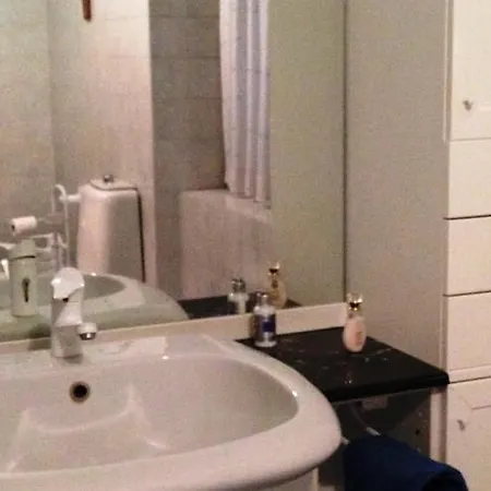 Bed and breakfast Largo Soninno Trieste